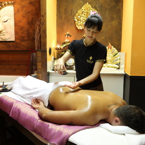 kajang massage